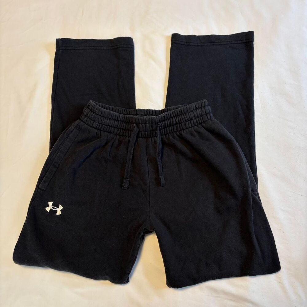 Under Armour black straight leg sweatpants